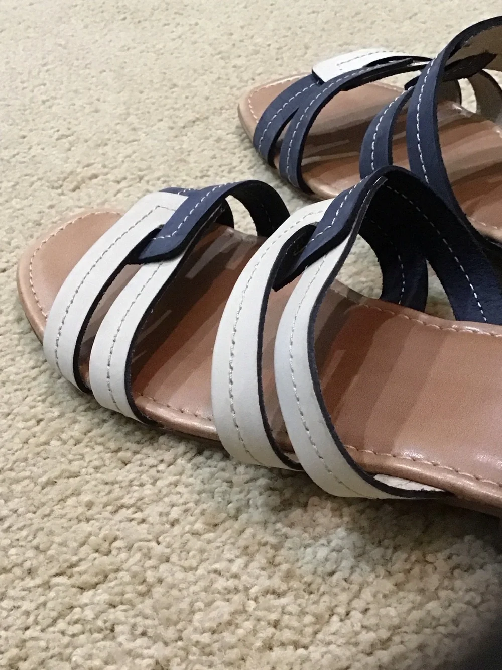 Coach and Four Tan Leather Sandals Sz 9